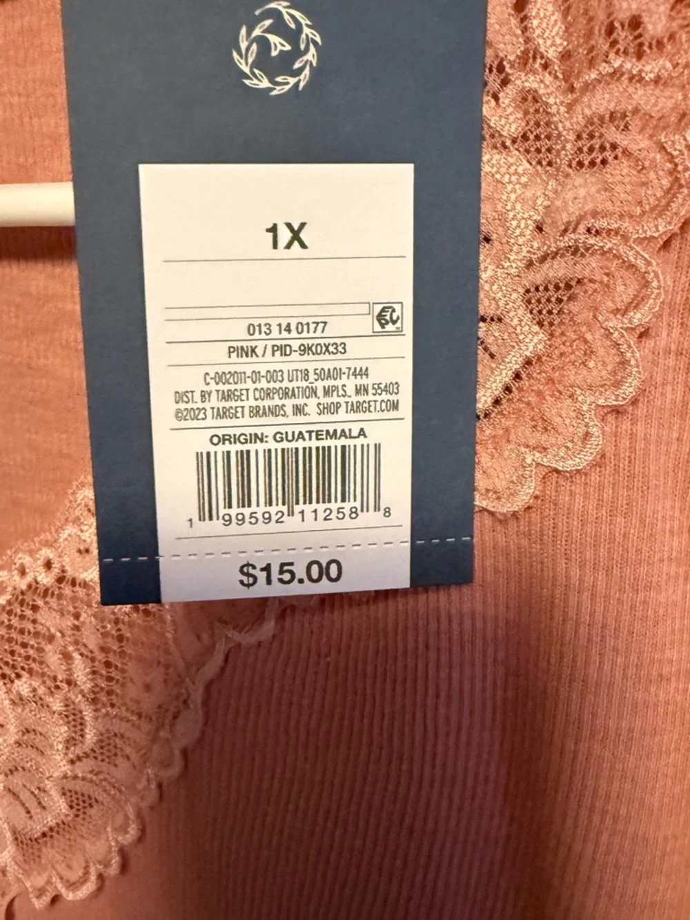 NWT Universal Thread Short Sleeve Lace Trim V-Neck Top - Picture 6 of 11